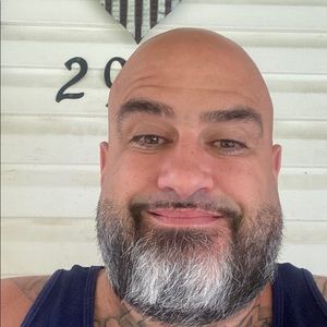 Meet your Posher, Lawrence